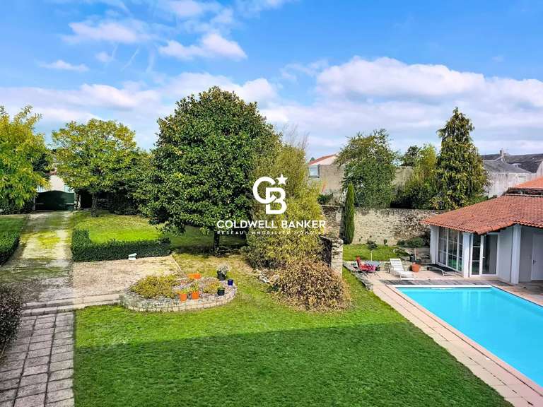 Maison Les Herbiers - 7 chambres - 425m²
