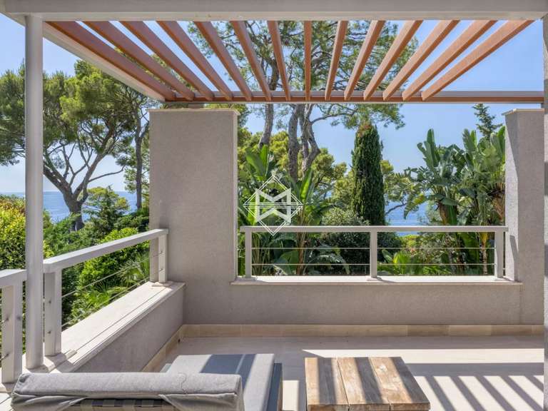 House Saint-Jean-Cap-Ferrat - 4 bedrooms - 412m²