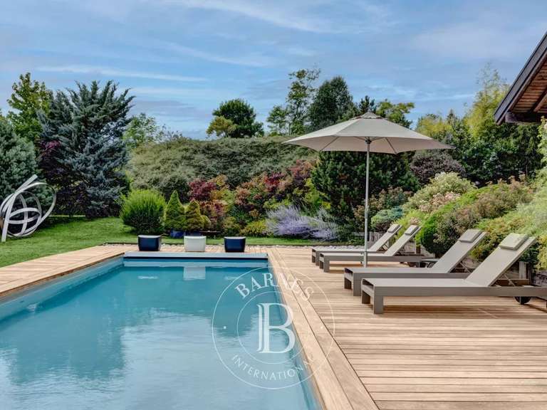 Maison Annecy - 5 chambres - 340m²