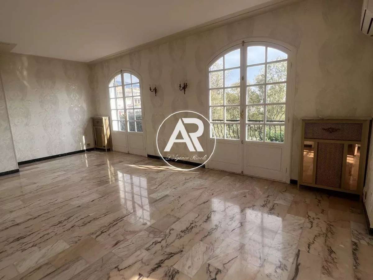 House Roquebrune-Cap-Martin