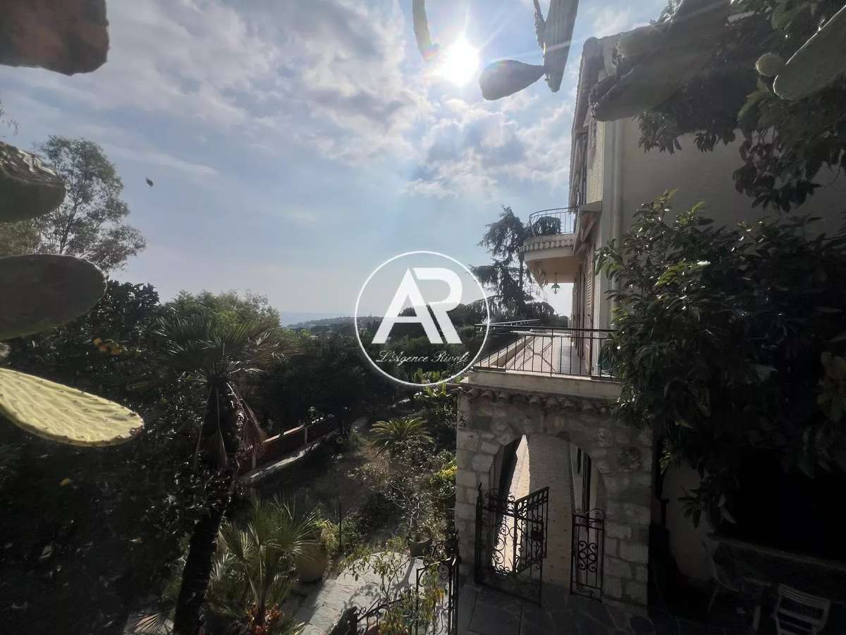 House Roquebrune-Cap-Martin