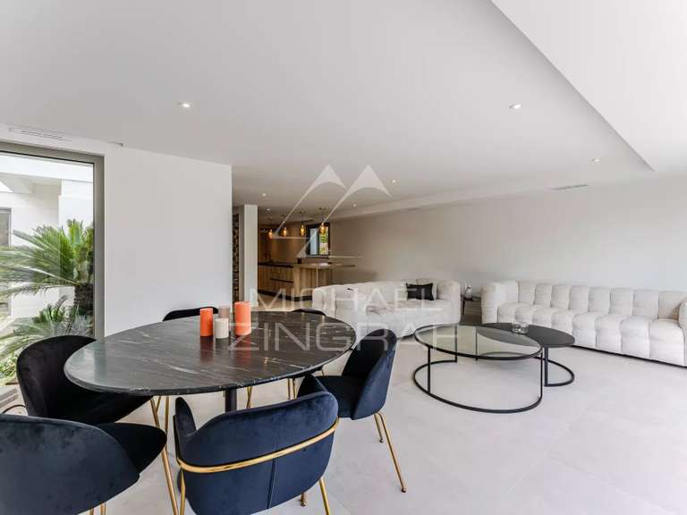 Maison Gujan-Mestras - 5 chambres - 205m²