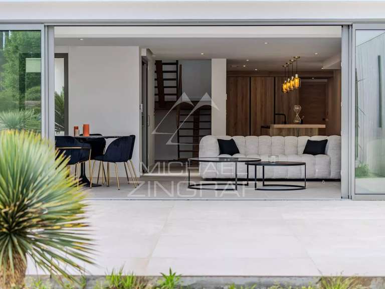 Maison Gujan-Mestras - 5 chambres - 205m²