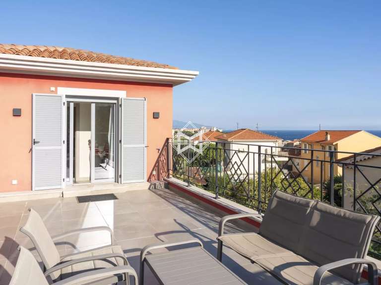 House Cap-d'Ail - 83m²