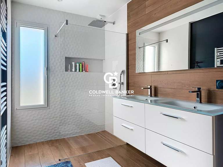 Maison Talmont-Saint-Hilaire - 3 chambres - 132m²