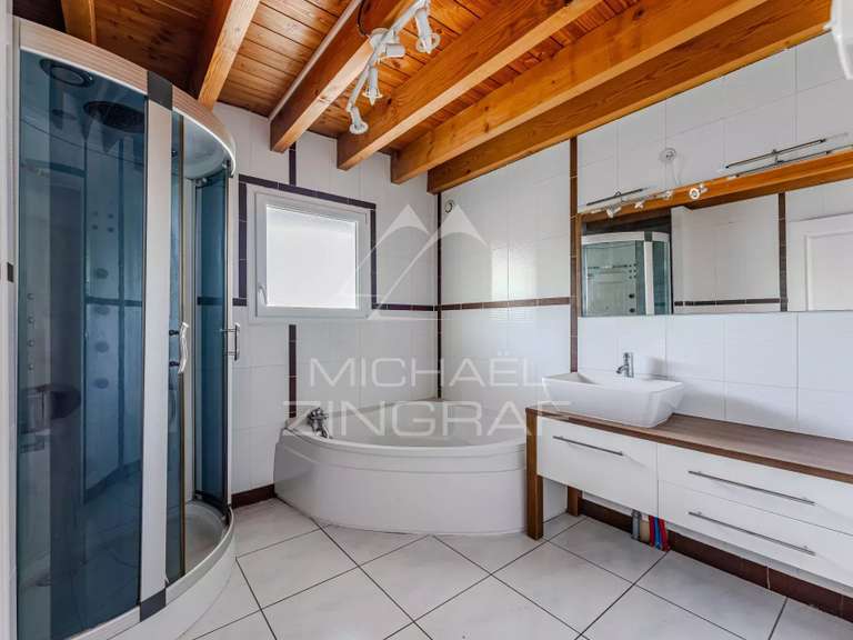 Maison Gujan-Mestras - 4 chambres - 147m²