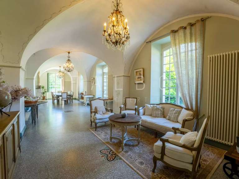 Maison Anduze - 13 chambres - 1563m²