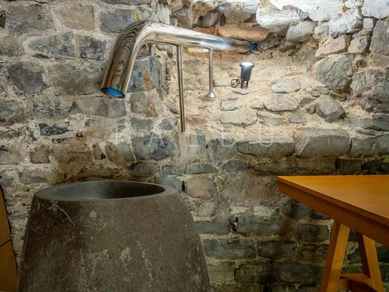 Maison Anduze - 13 chambres - 1563m²