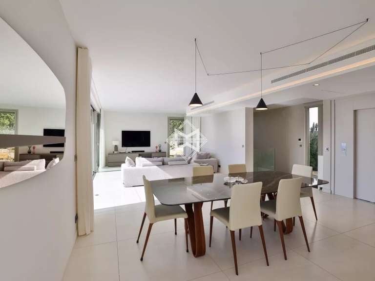 Maison Villefranche-sur-Mer - 6 chambres - 360m²
