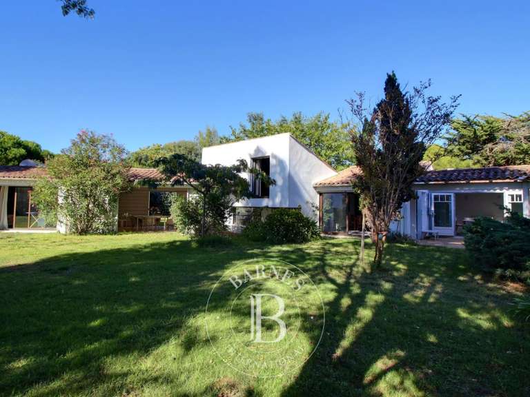 Maison Les Portes-en-Ré - 3 chambres - 179m²