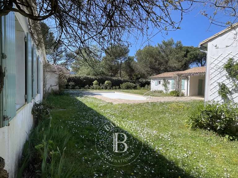 Maison Les Portes-en-Ré - 8 chambres - 262m²