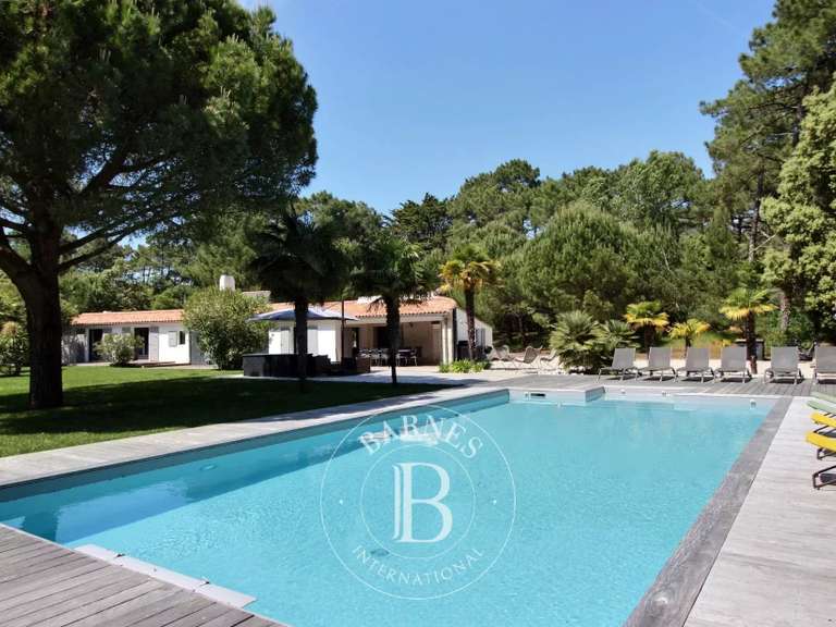 Maison Le Bois-Plage-en-Ré - 5 chambres - 180m²
