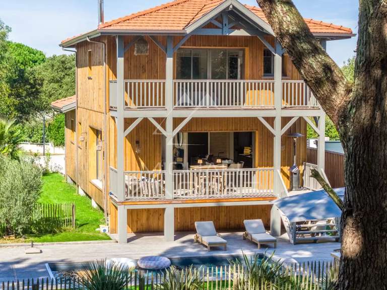 House La Teste-de-Buch - 3 bedrooms - 144m²