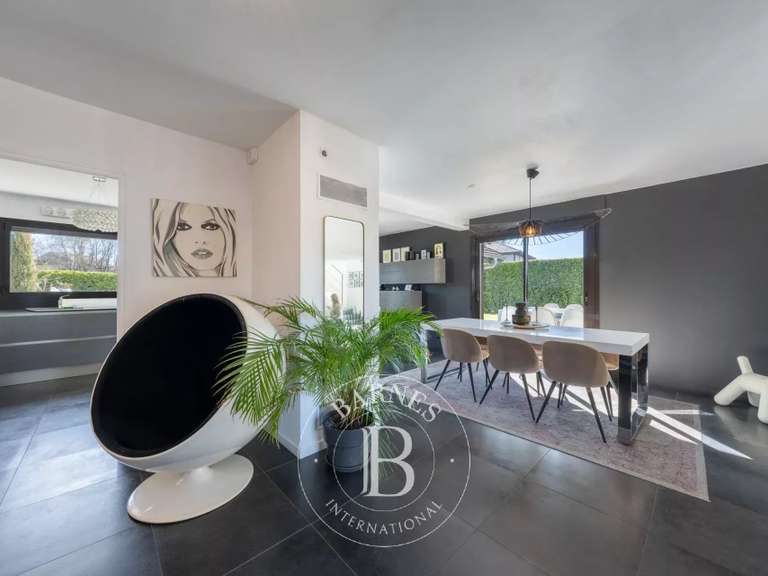 Maison Cuvat - 210m²