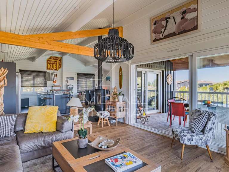 Maison Gujan-Mestras - 4 chambres - 218m²