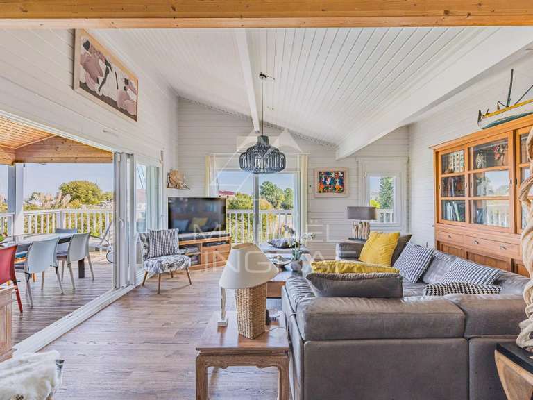 Maison Gujan-Mestras - 4 chambres - 218m²