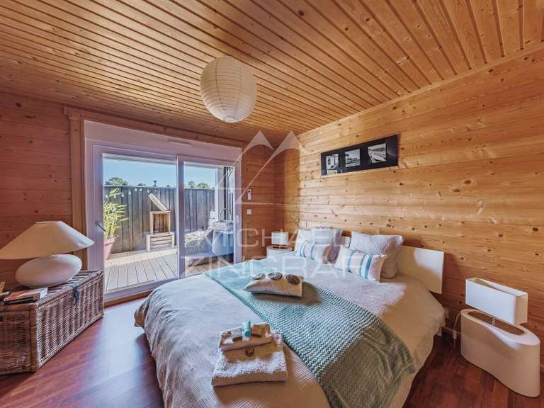 Maison Gujan-Mestras - 4 chambres - 218m²