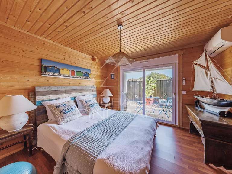 Maison Gujan-Mestras - 4 chambres - 218m²