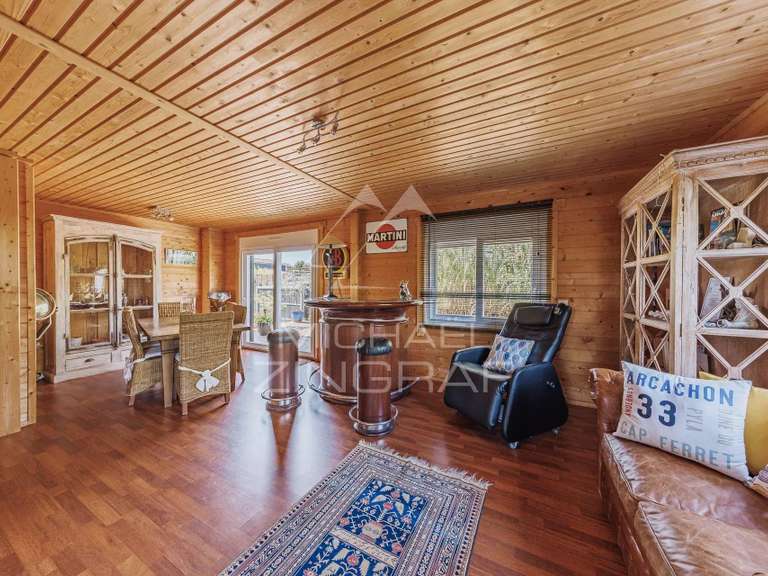 Maison Gujan-Mestras - 4 chambres - 218m²