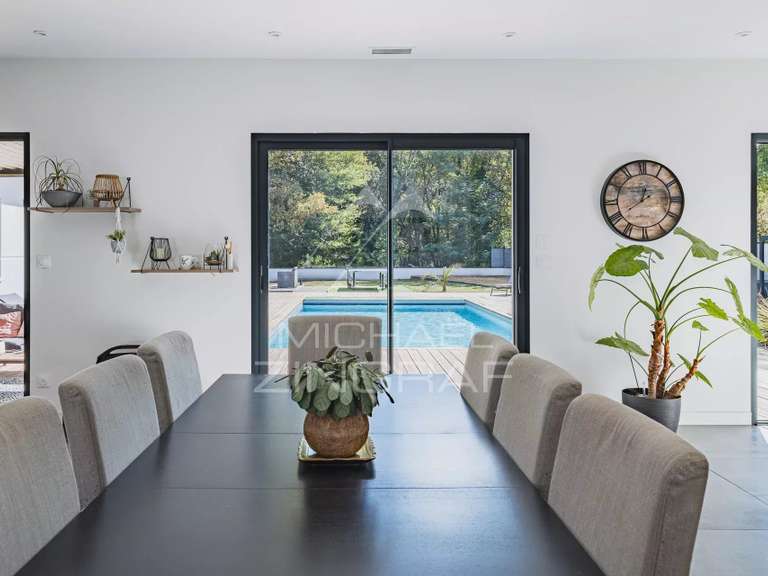 Maison Salles - 6 chambres - 291m²