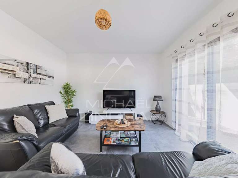 House Salles - 6 bedrooms - 291m²