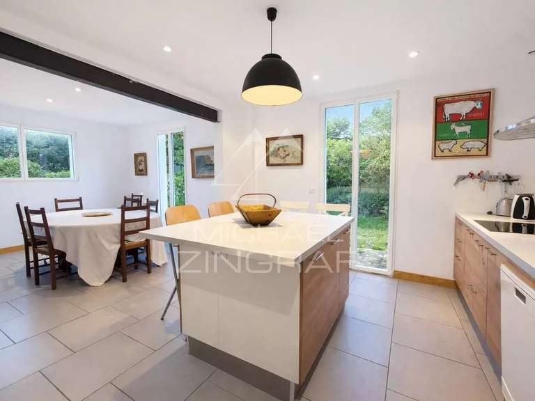 Maison Arcachon - 5 chambres - 187m²
