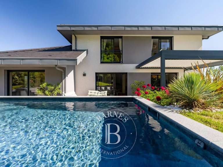 Maison Annecy - 4 chambres - 152m²
