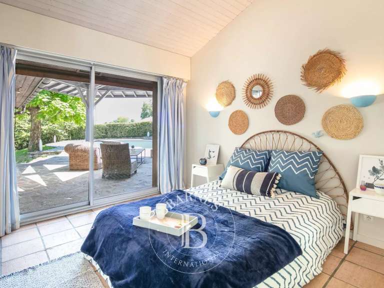 House Le Bourget-du-Lac - 7 bedrooms - 320m²