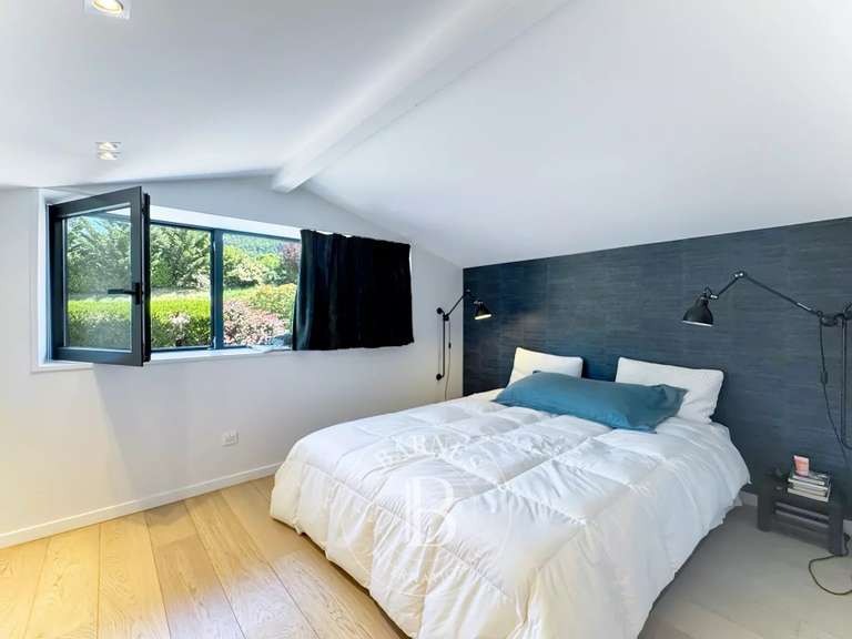 House Menthon-Saint-Bernard - 4 bedrooms - 190m²