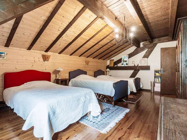 Maison Magland - 11 chambres - 527m²