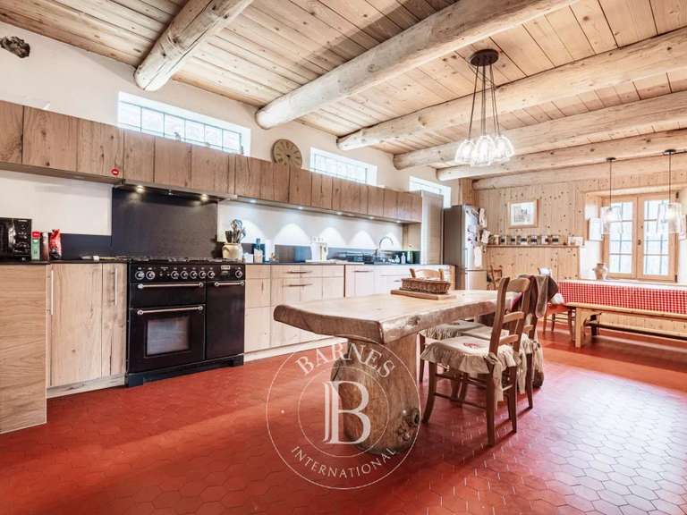 Maison Magland - 11 chambres - 527m²