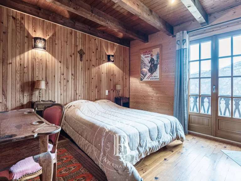 Maison Magland - 11 chambres - 527m²
