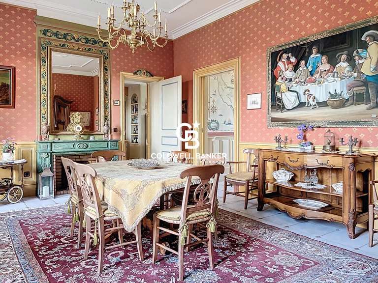 Maison La Jarne - 9 chambres - 540m²
