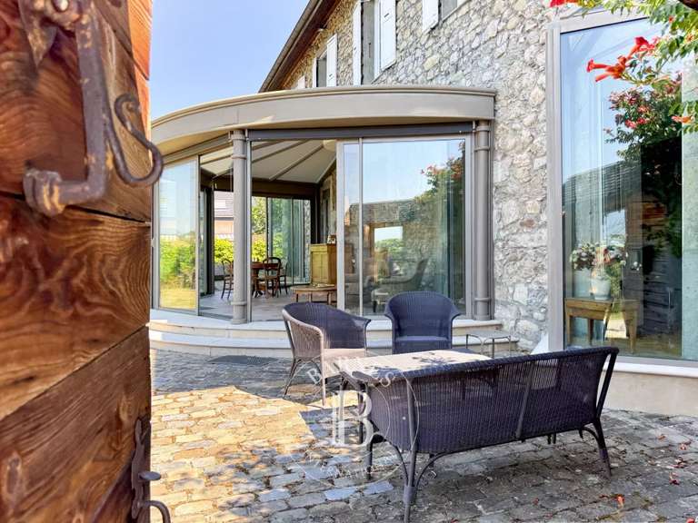 Maison Chambéry - 5 chambres - 299m²