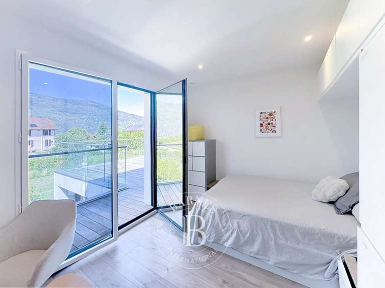 Maison Brison-Saint-Innocent - 3 chambres - 128m²