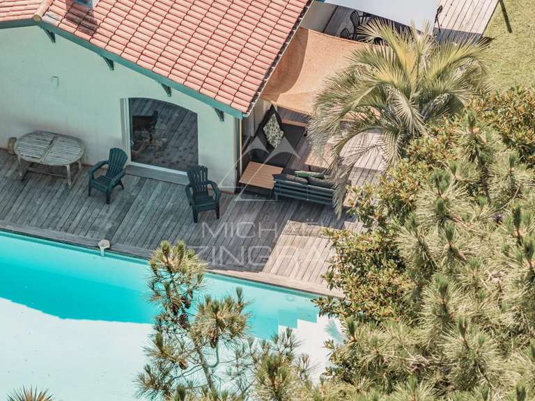 Maison Gujan-Mestras - 5 chambres - 240m²