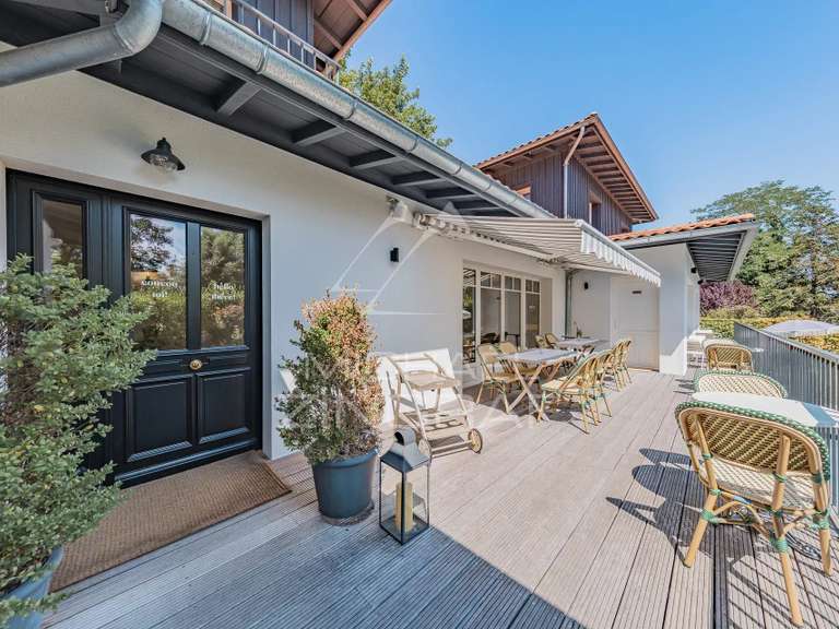 Maison Gujan-Mestras - 11 chambres - 455m²
