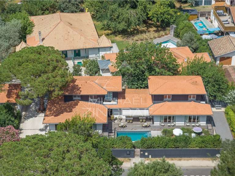 Maison Gujan-Mestras - 11 chambres - 455m²