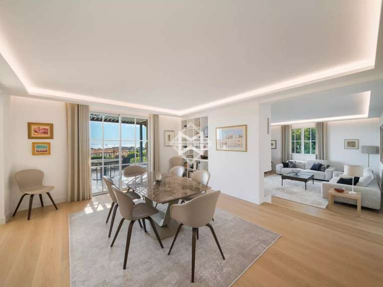 Maison Cannes - 5 chambres - 319m²