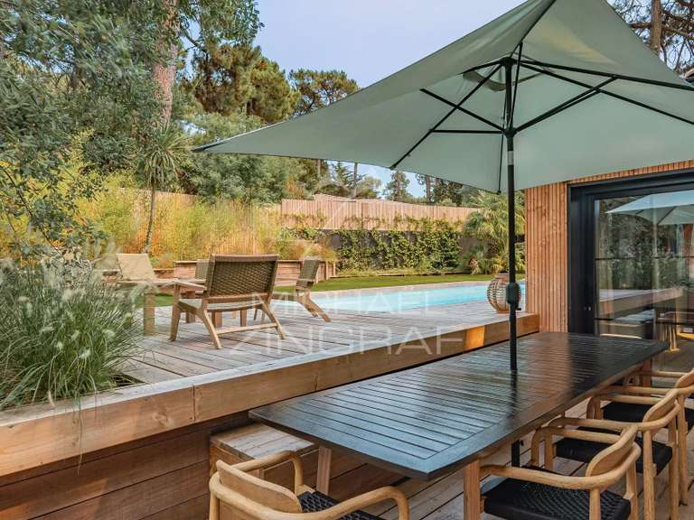 Maison Pyla-sur-mer - 5 chambres - 230m²