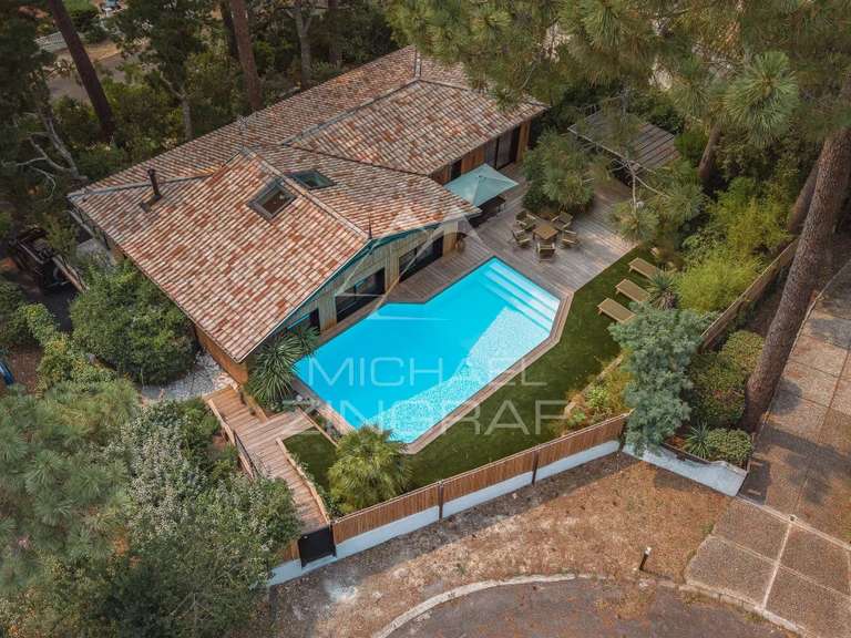 Maison Pyla-sur-mer - 5 chambres - 230m²