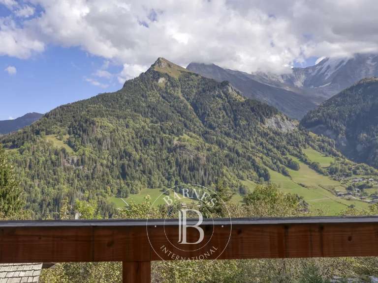 Maison Saint-nicolas-de-veroce - 3 chambres - 109m²