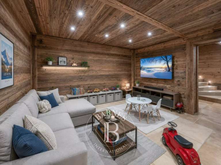 Maison Demi-Quartier - 5 chambres - 307m²