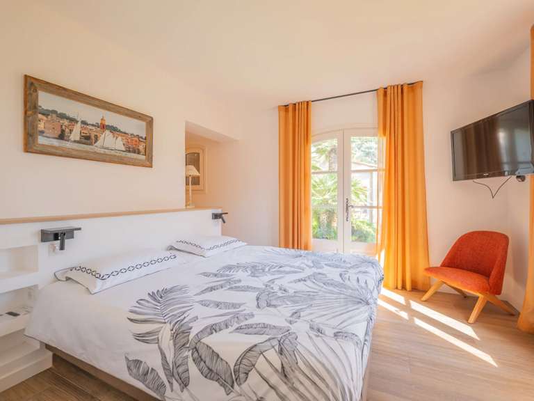 House Sainte-Maxime - 4 bedrooms - 233m²