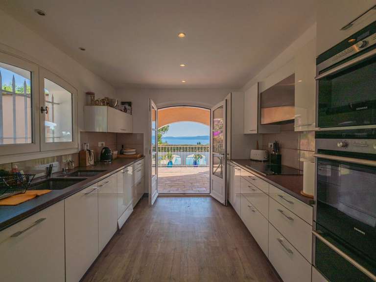 Maison Sainte-Maxime - 4 chambres - 233m²