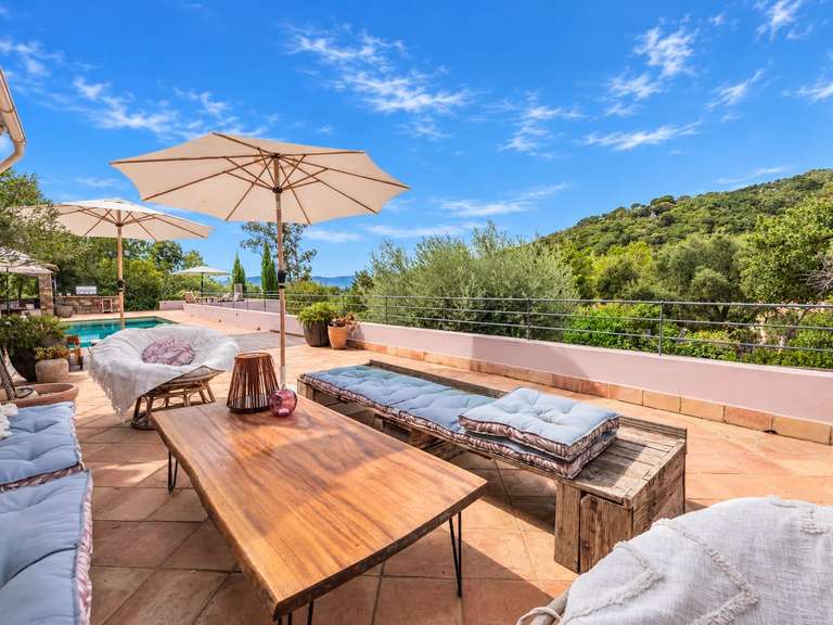 Maison Grimaud - 7 chambres - 280m²