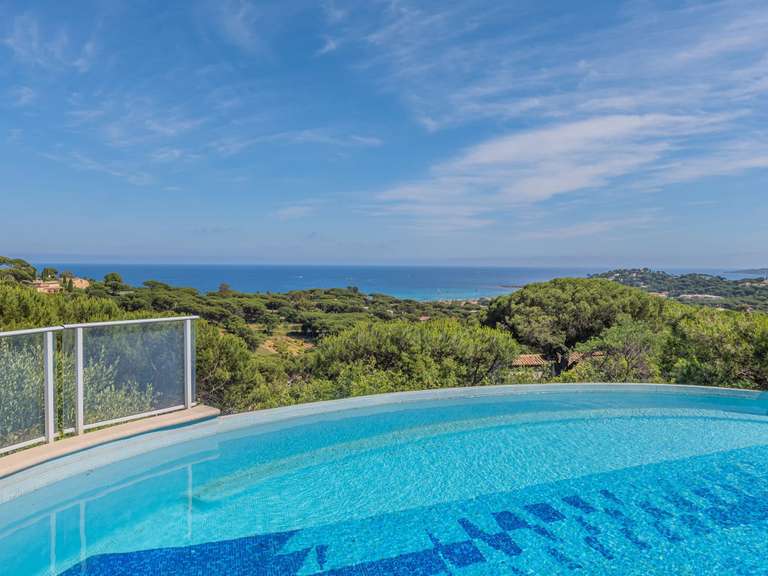 Maison Sainte-Maxime - 5 chambres - 241m²