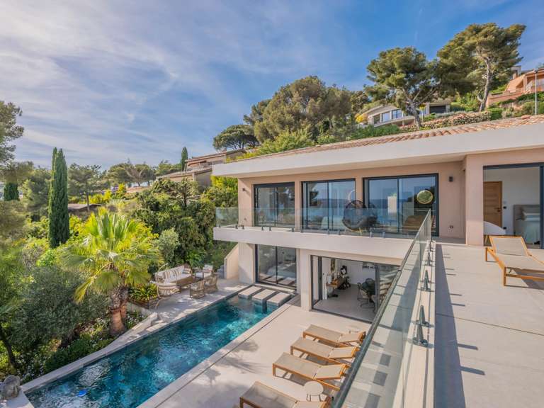 House with Sea view Les issambres - 5 bedrooms - 350m²
