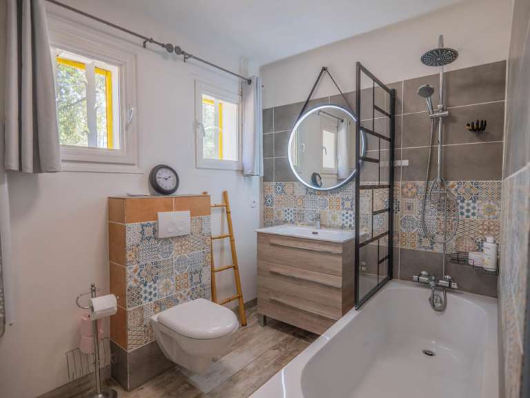 House Lorgues - 5 bedrooms - 115m²