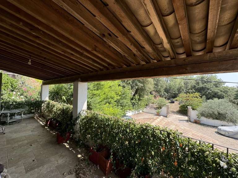 House Lorgues - 4 bedrooms - 310m²